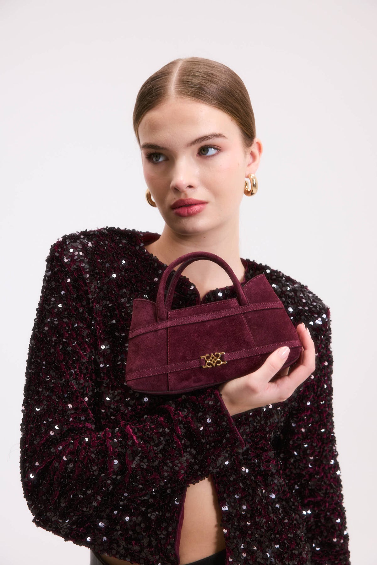 LUNA Merlot Suede