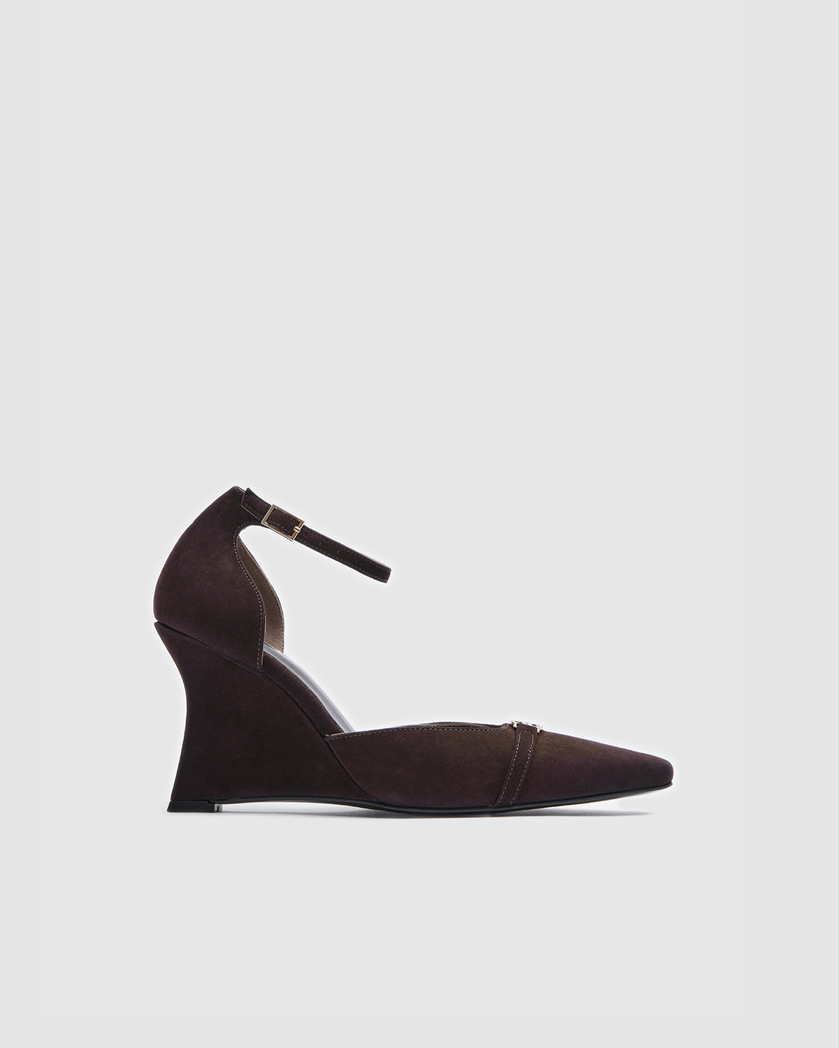 Rhea Bitter Brown Suede