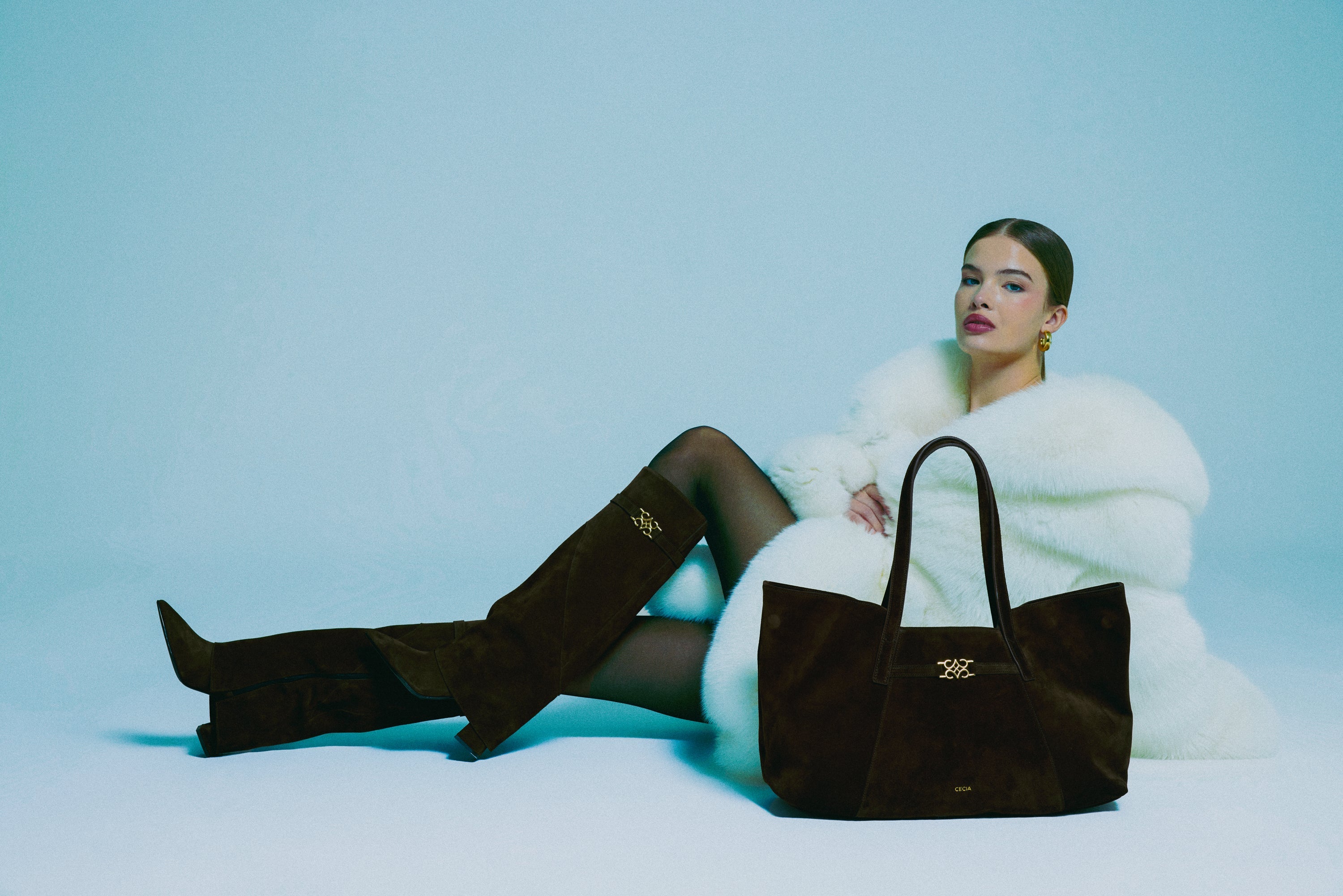 VERA Bitter Brown Suede